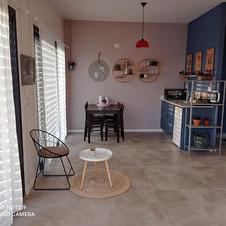 Sponder Loft Bed & Breakfast Giv'at Yo'av Bagian luar foto
